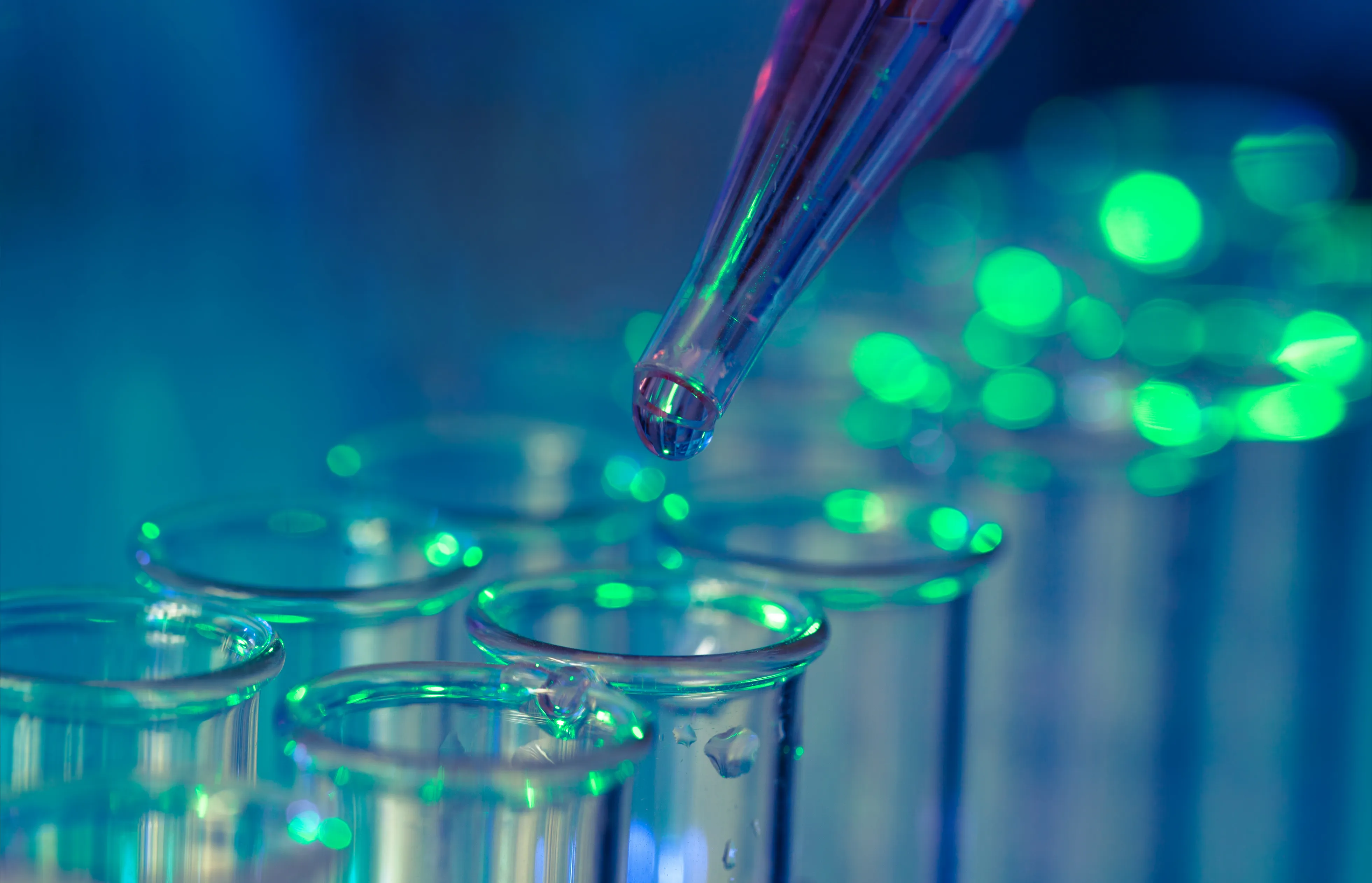 Towards smarter biomanufacturing strains